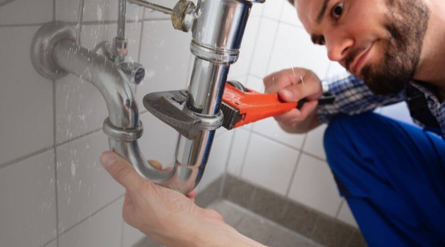 Local tankless water heater installation in Montebello, CA
